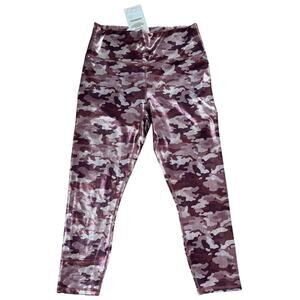 Fabletics Powerhold High Waisted 7/8 Leggings‎ Shiny Purple Camo Size M
